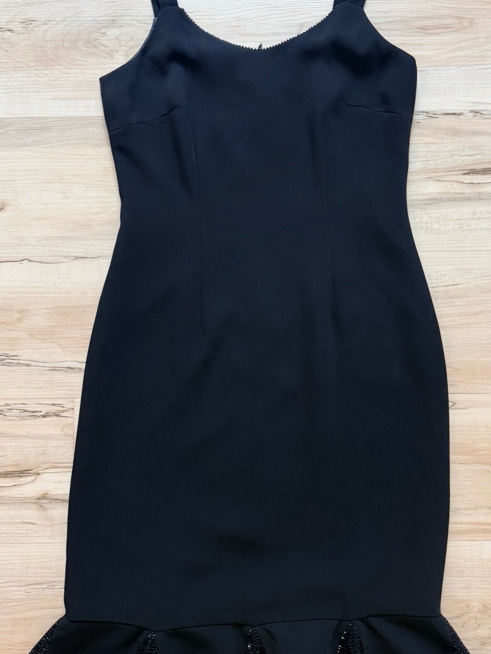 Albert Nipon Petite Black Dress Size 2P Sleeveless Ruffle Hem Beaded Detail